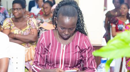 Participantes à l'atelier de formation sur la digitalisation et la numérisation de la COSYBU